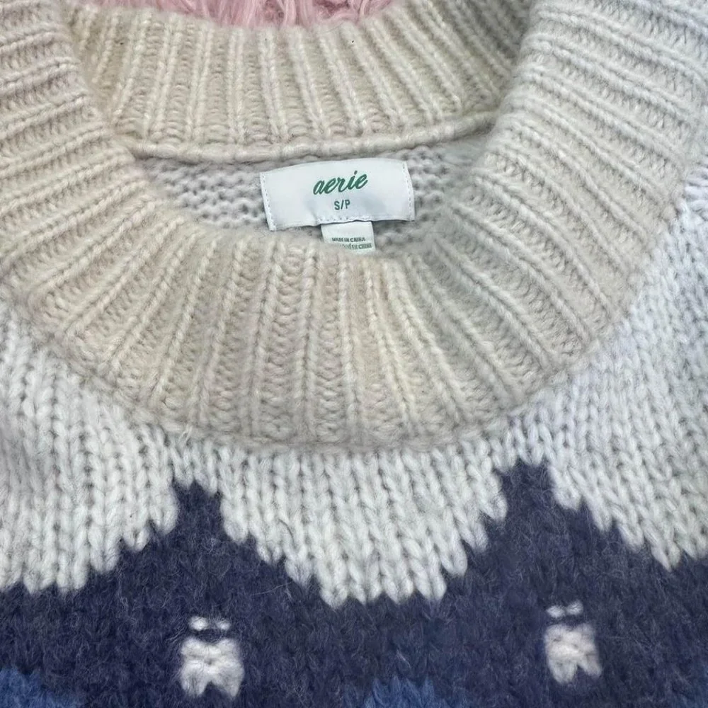 Aerie Chunky Knit Oversized Nordic sweater size small - Picture 2 of 7